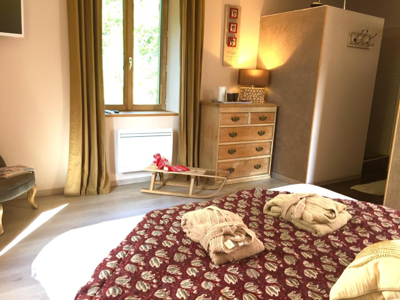 La Source Dorée 3*